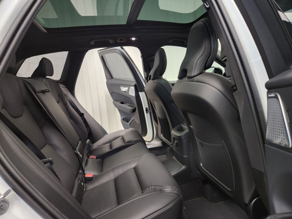Volvo XC60, image 10