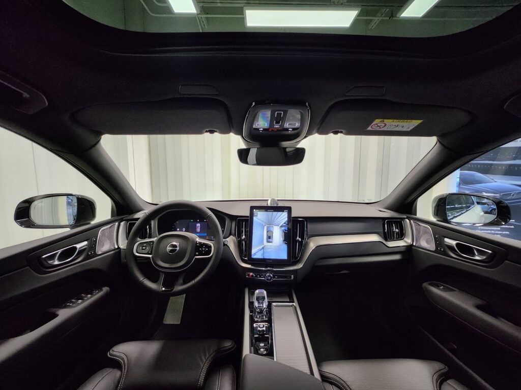 Volvo XC60, image 12