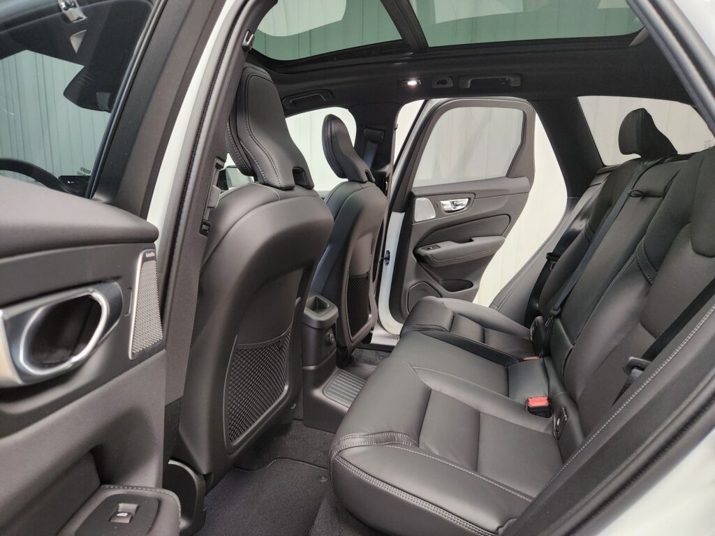 Volvo XC60, image 9