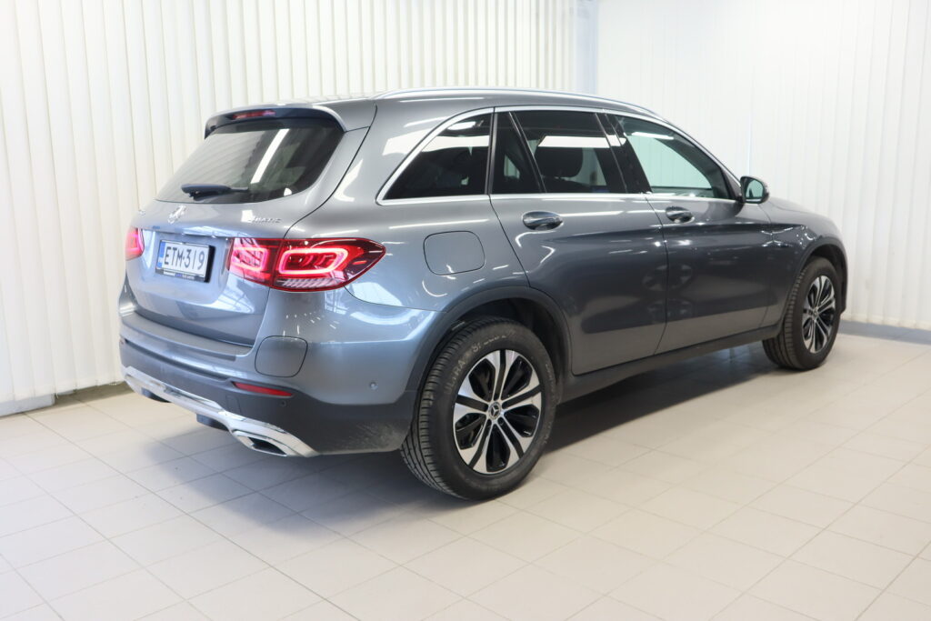 Mercedes-Benz GLC, image 2