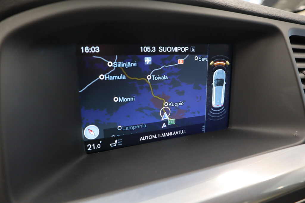 Volvo V60 Cross Country, image 15