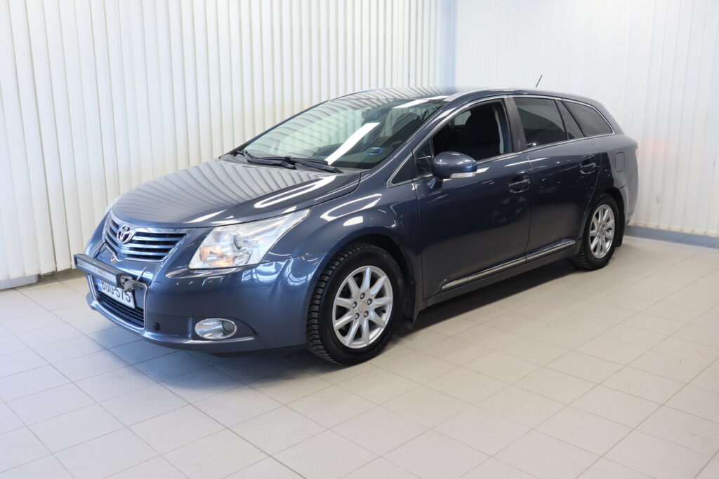 Toyota Avensis, image 1
