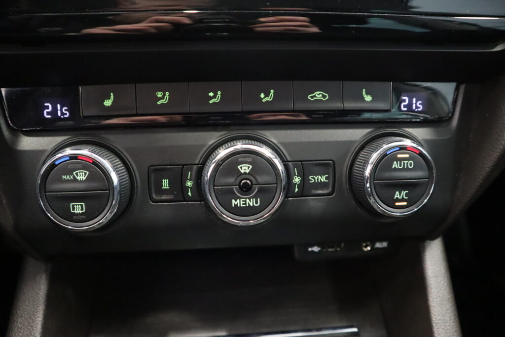 Skoda Octavia, image 16