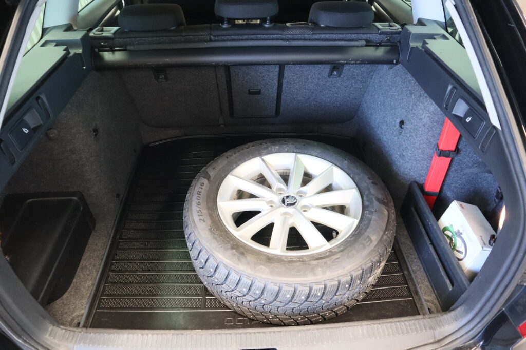 Skoda Octavia, image 18