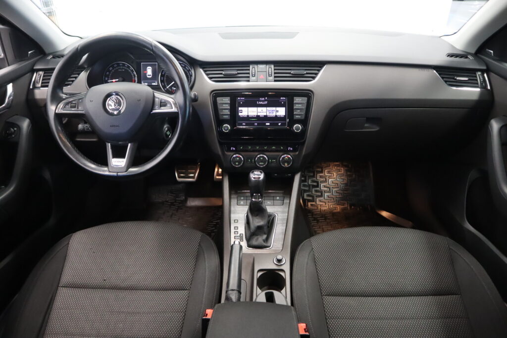 Skoda Octavia, image 7