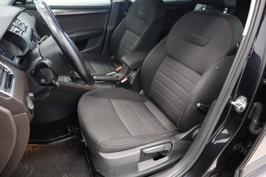 Skoda Octavia, image 8