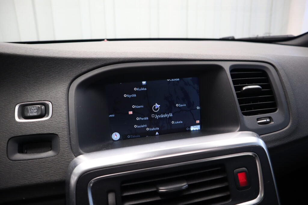 Volvo V60, image 13