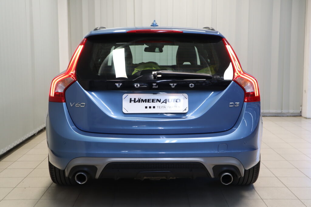 Volvo V60, image 22