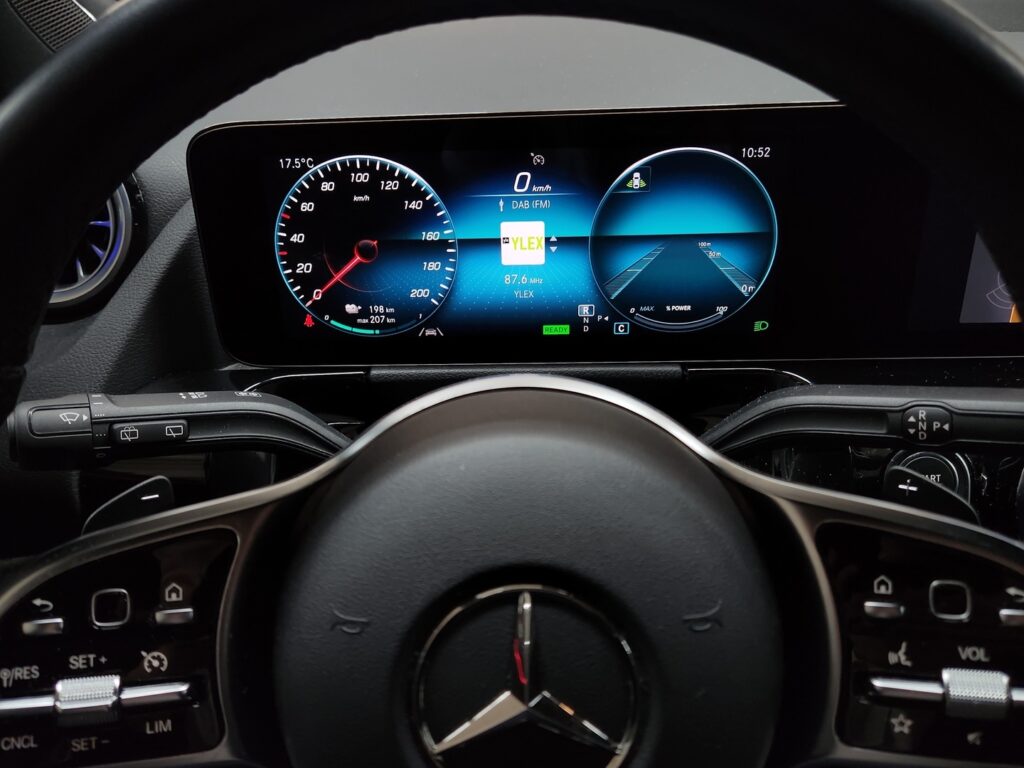 Mercedes-Benz EQA, image 14
