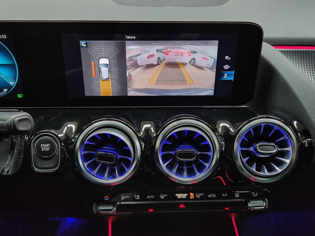 Mercedes-Benz EQA, image 16