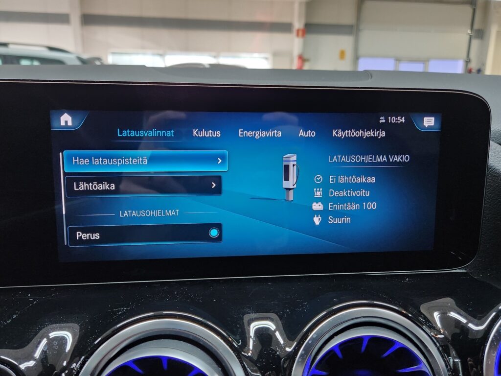 Mercedes-Benz EQA, image 18