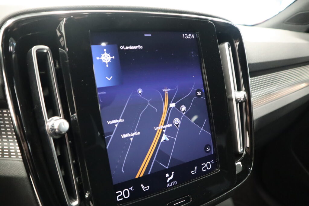 Volvo XC40, image 13