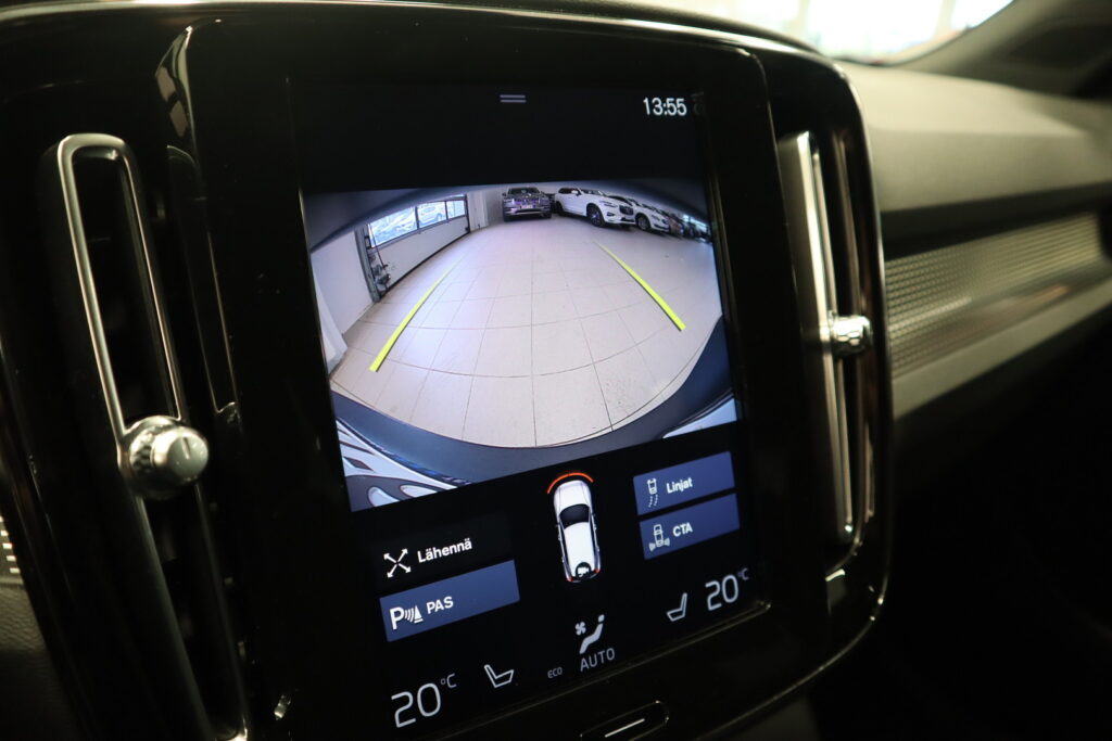 Volvo XC40, image 17