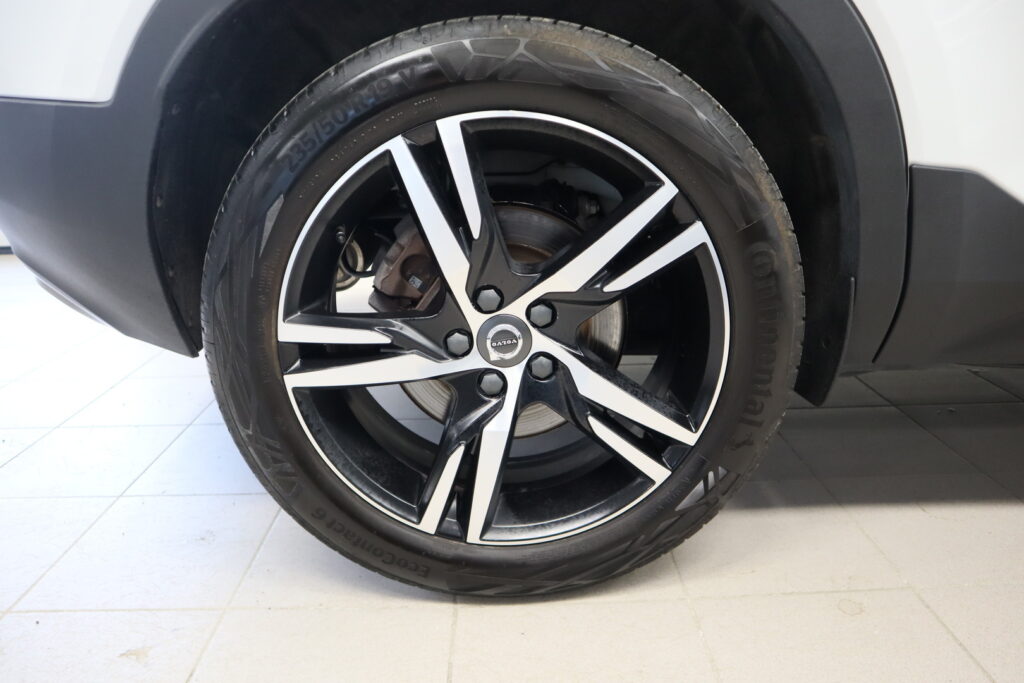 Volvo XC40, image 24