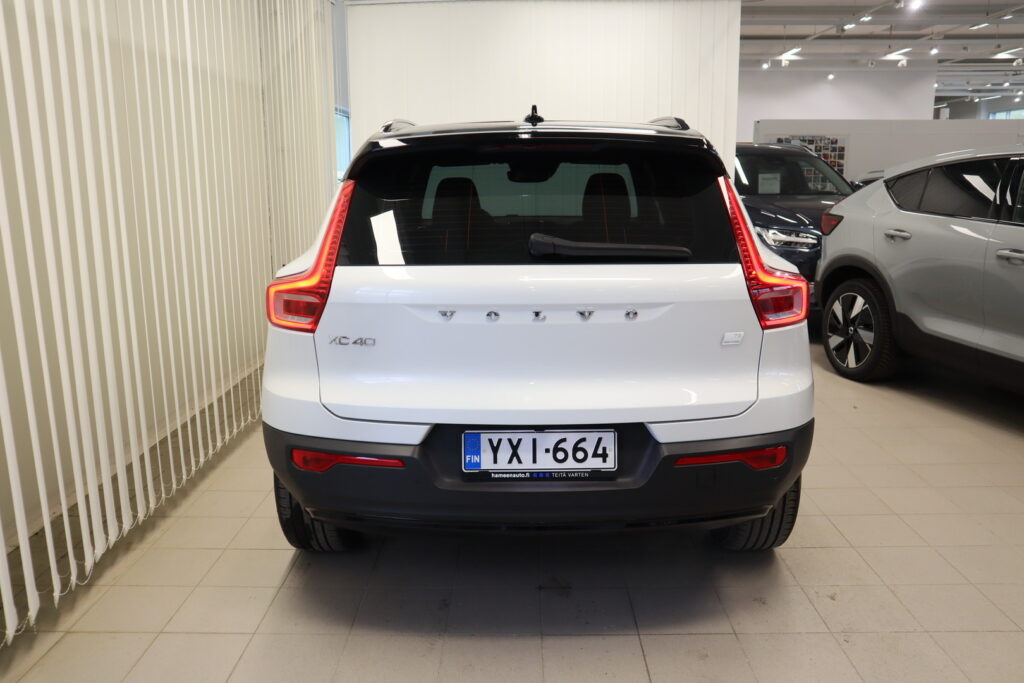Volvo XC40, image 5