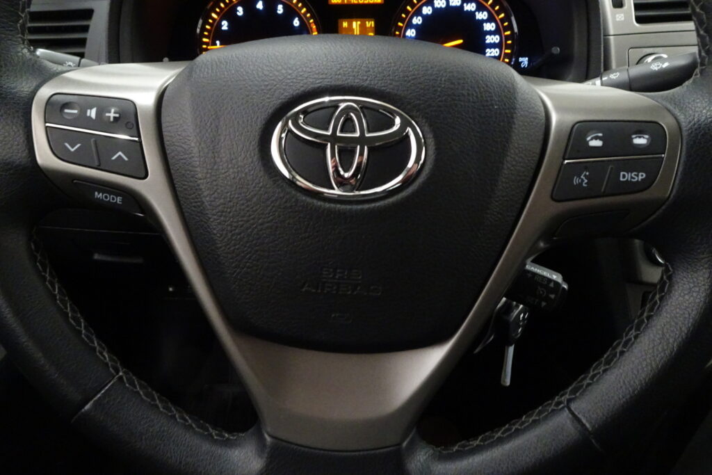 Toyota Avensis, image 6
