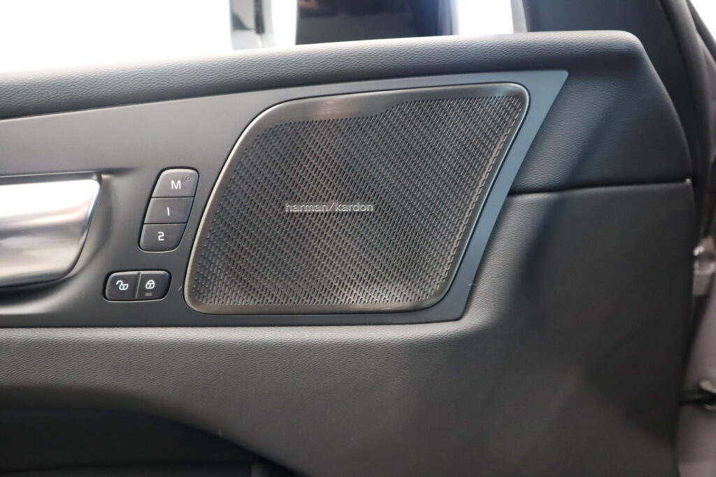 Volvo XC60, image 13
