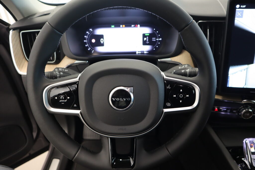 Volvo XC60, image 14