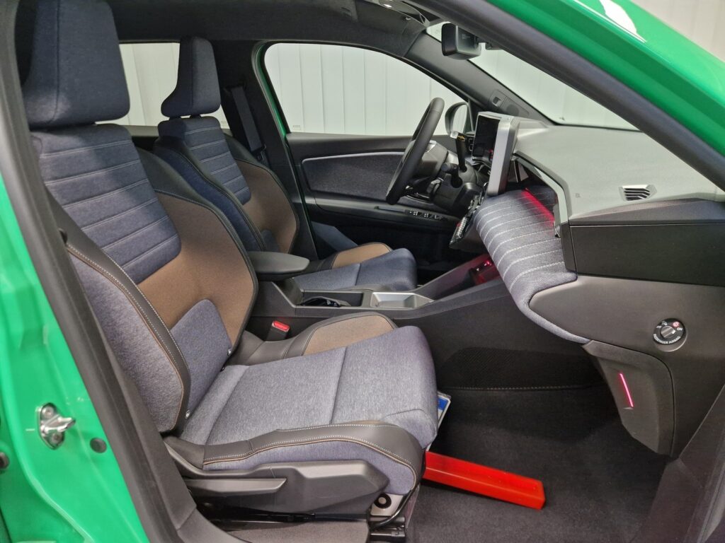 Renault 5, image 13