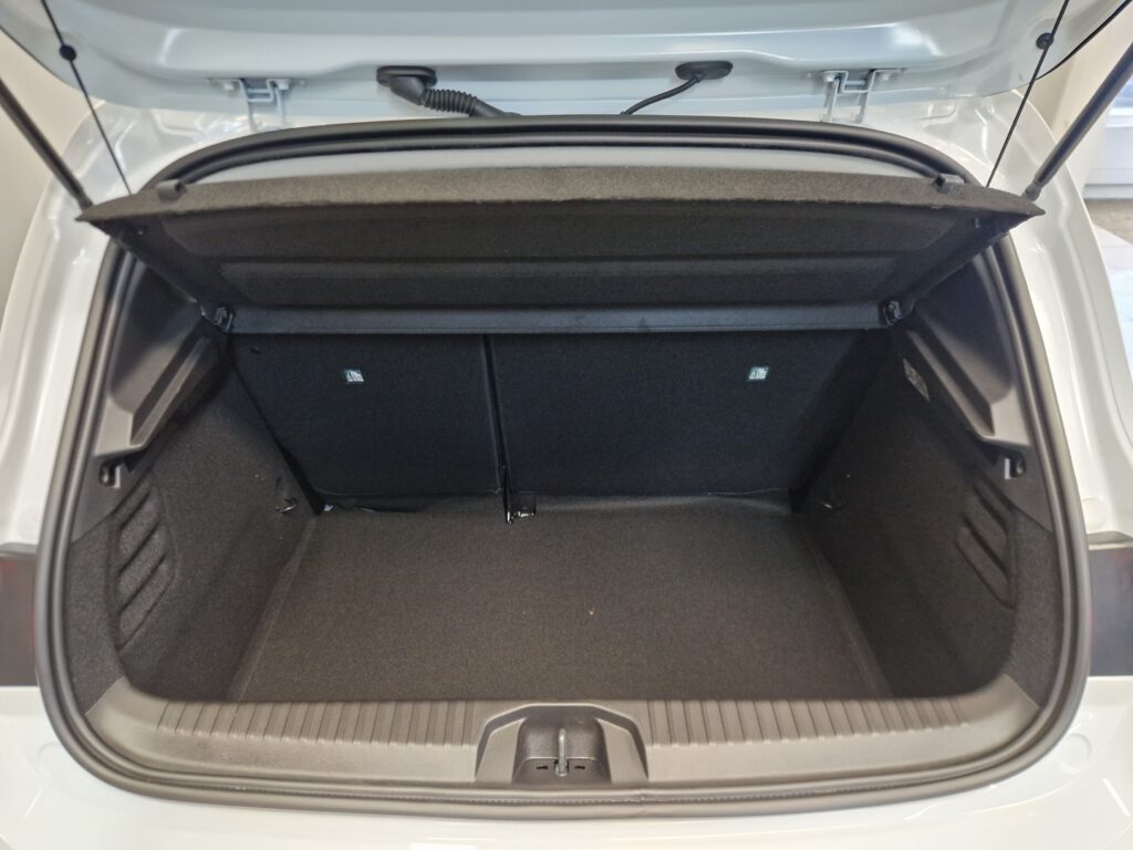 Renault Clio, image 17