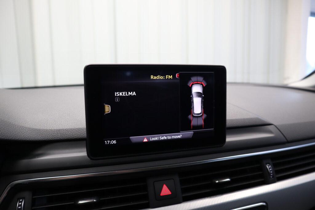 Audi A4, image 11