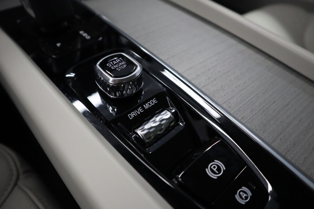 VOLVO V60 Cross Country, image 16