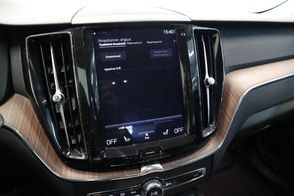 Volvo XC60, image 16