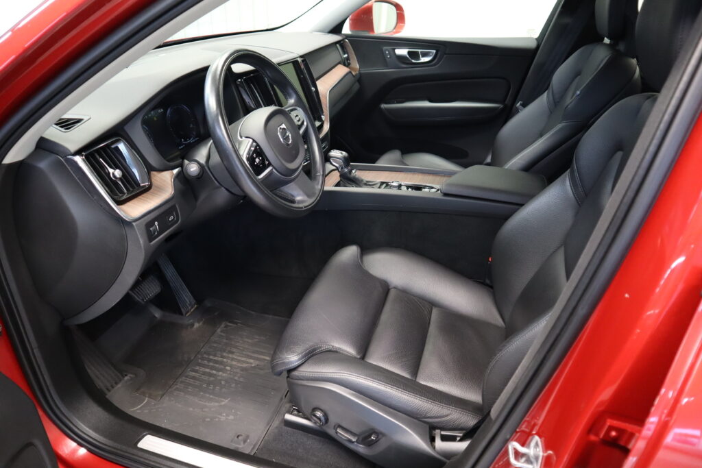Volvo XC60, image 4