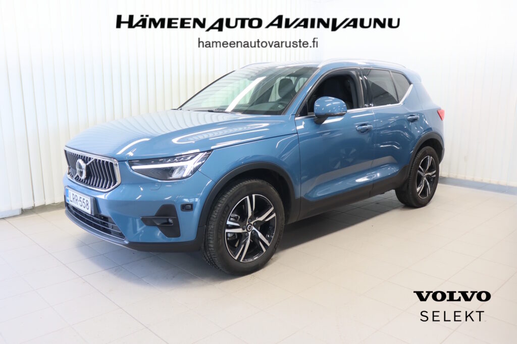 Volvo XC40, image 1