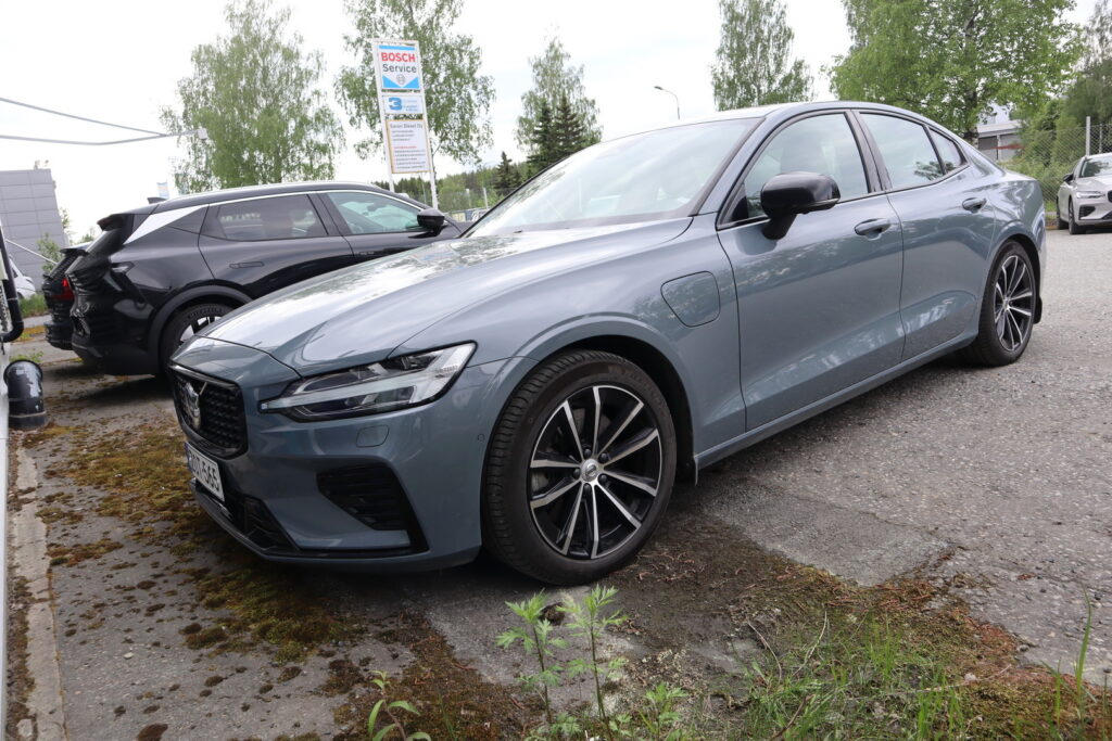 Volvo S60, image 1