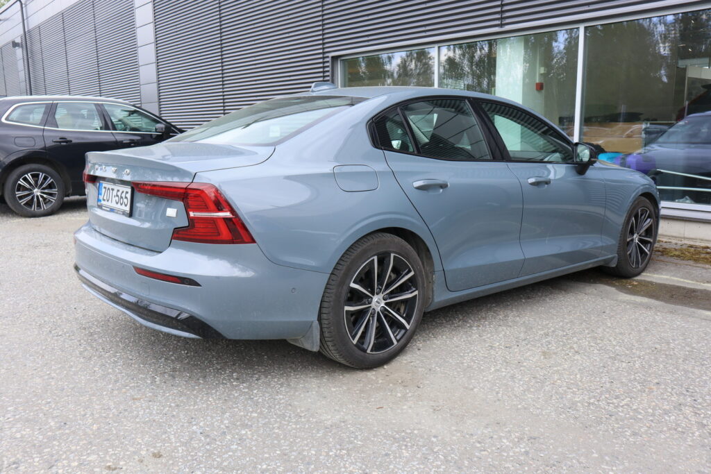 Volvo S60, image 3