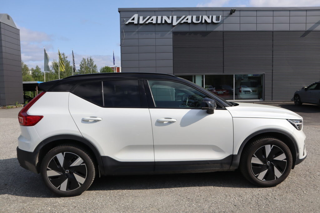 Volvo XC40, image 4