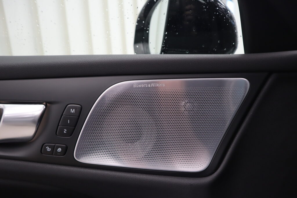 Volvo V60, image 12