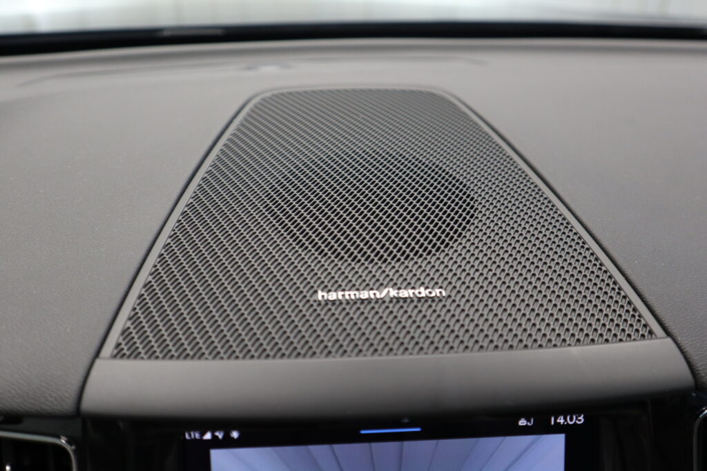 Volvo XC60, image 10