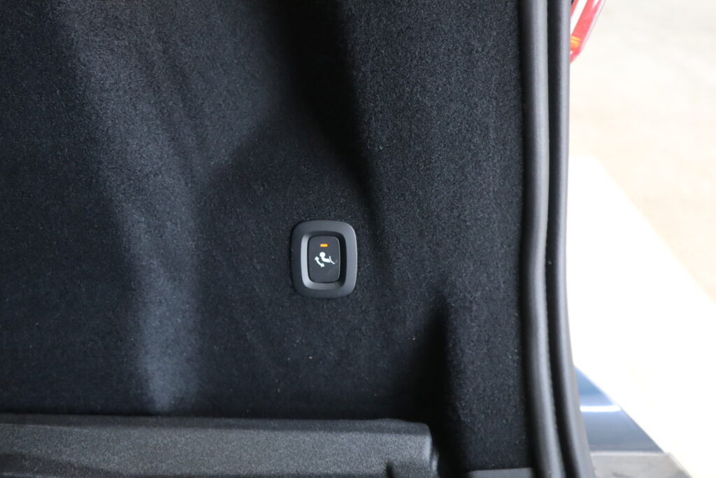 Volvo XC60, image 14