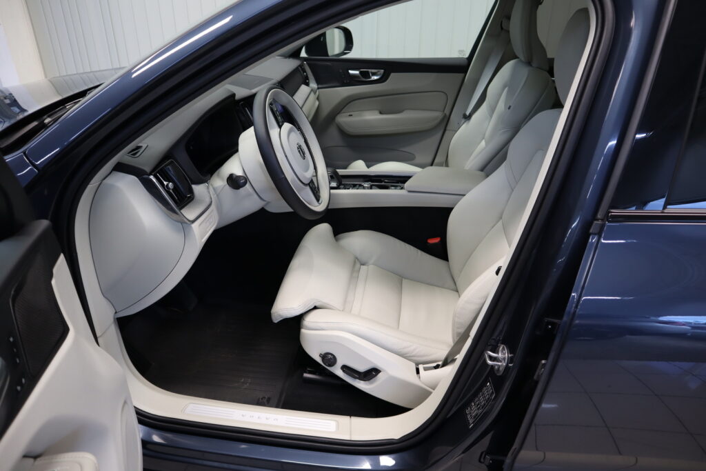 Volvo XC60, image 3