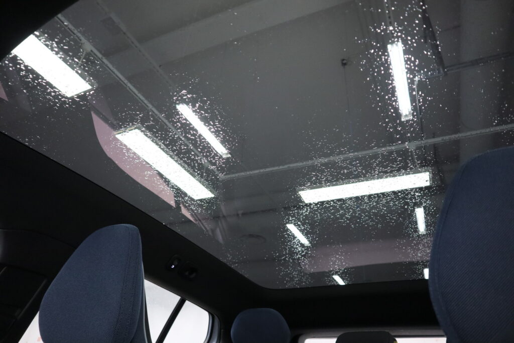 Volvo EX30, image 16