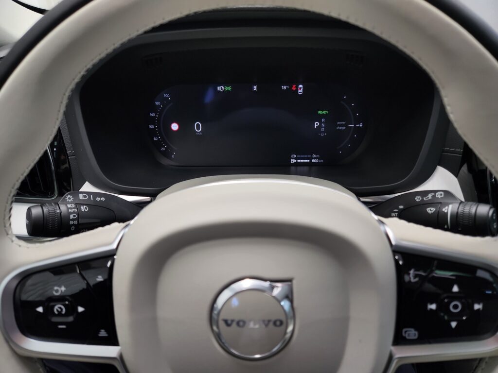 Volvo XC60, image 13