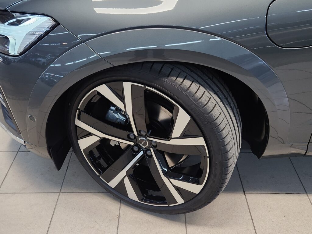 Volvo XC60, image 16