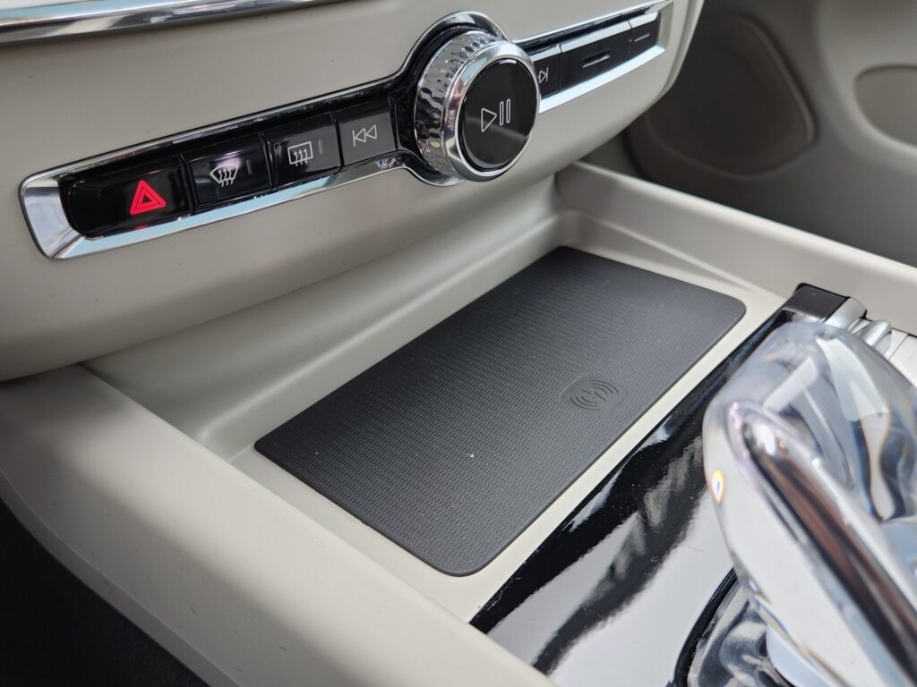 Volvo XC60, image 21