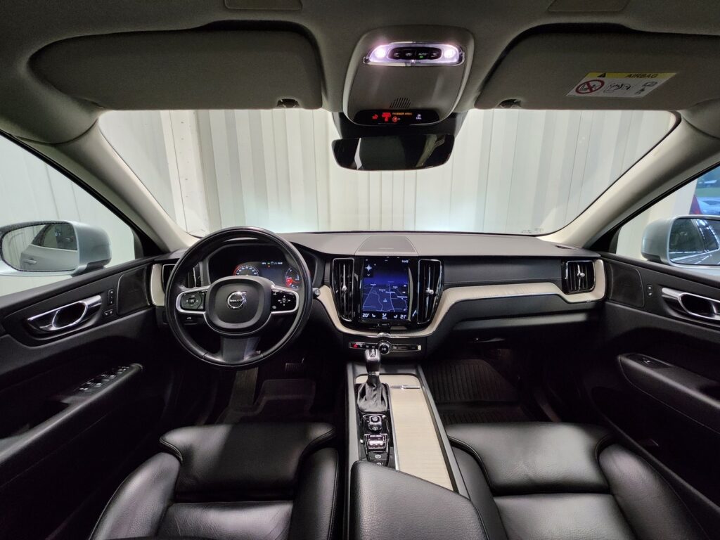 Volvo XC60, image 11