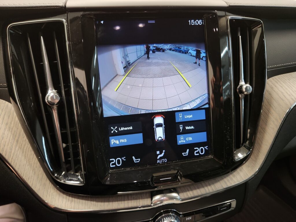 Volvo XC60, image 13