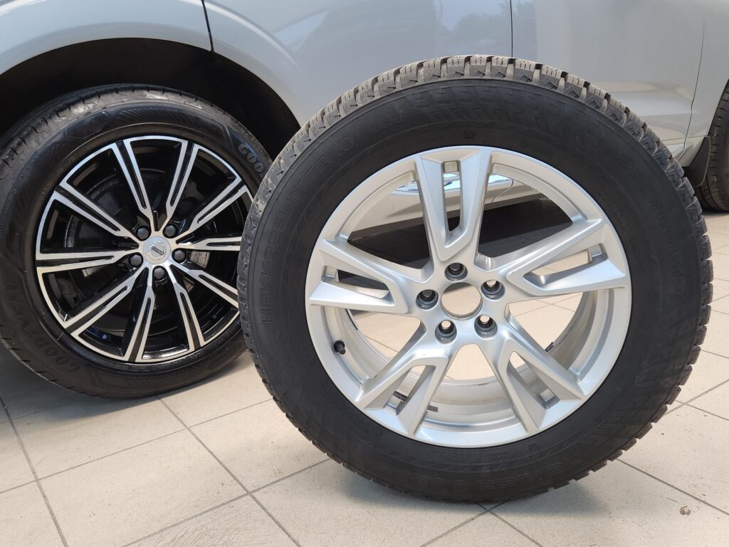 Volvo XC60, image 18
