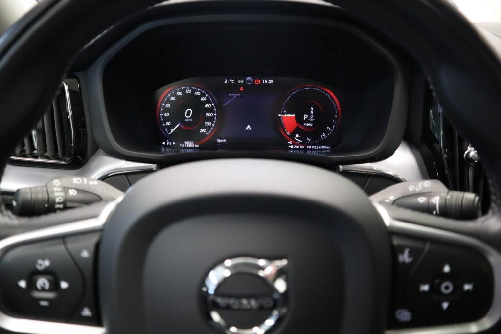 Volvo XC60, image 6