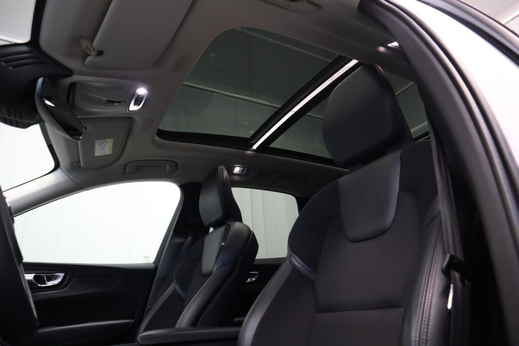 Volvo XC60, image 7