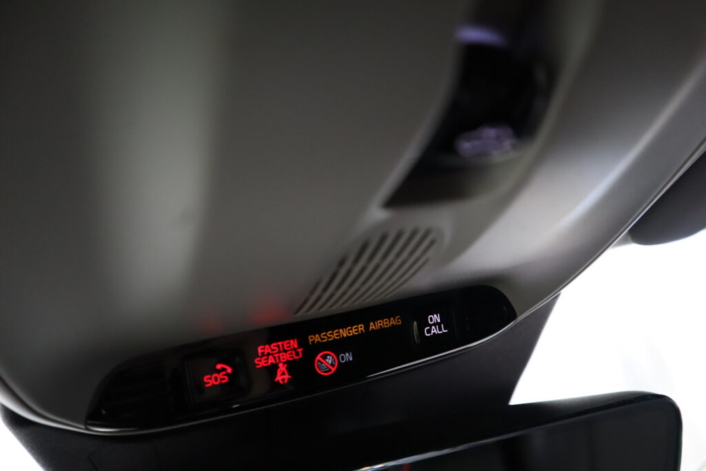 Volvo XC60, image 8
