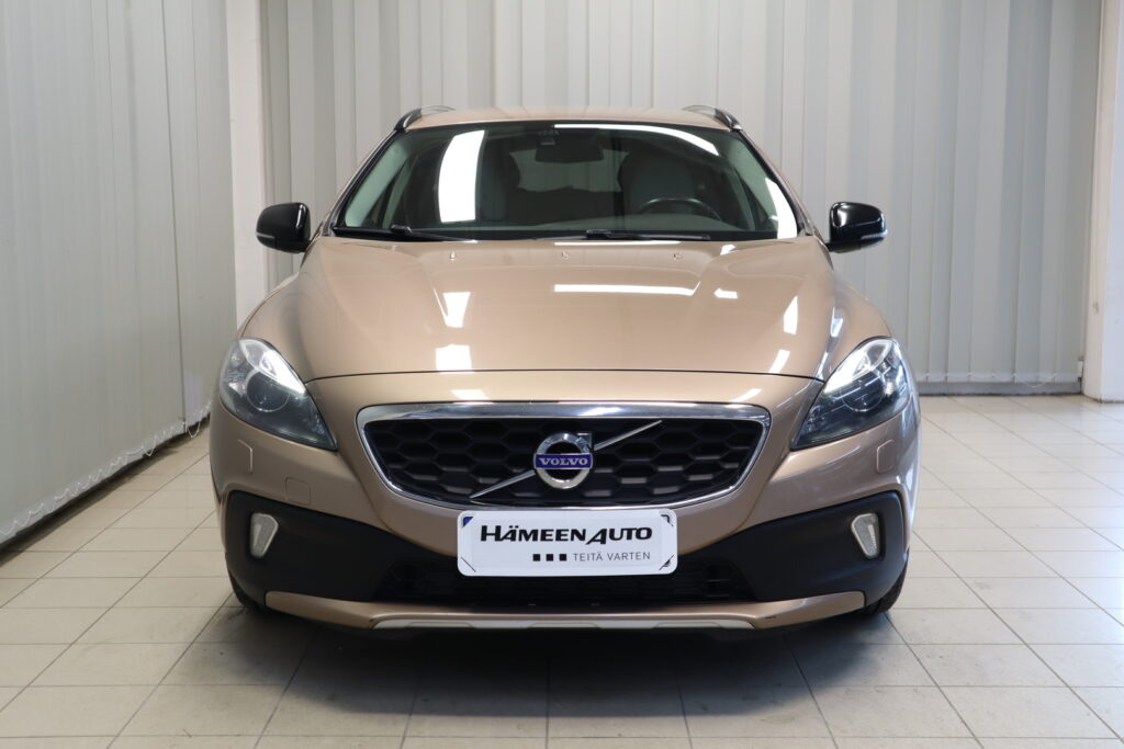 Volvo V40 Cross Country, image 3
