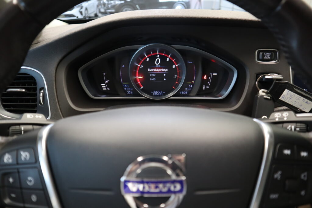 Volvo V40 Cross Country, image 6