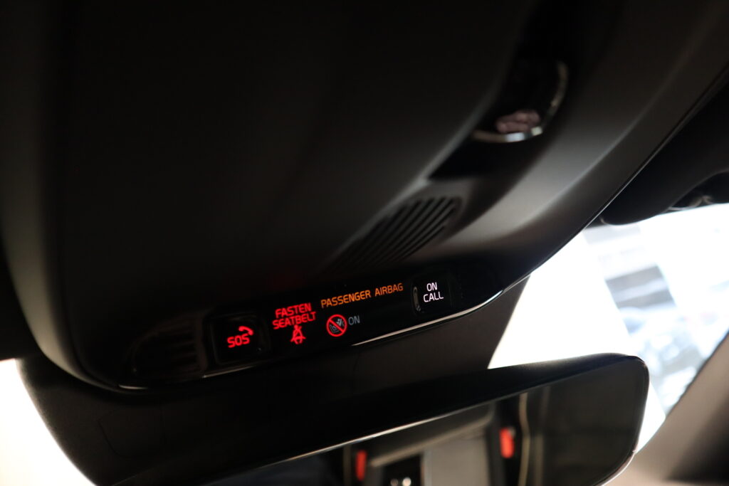 Volvo XC60, image 8