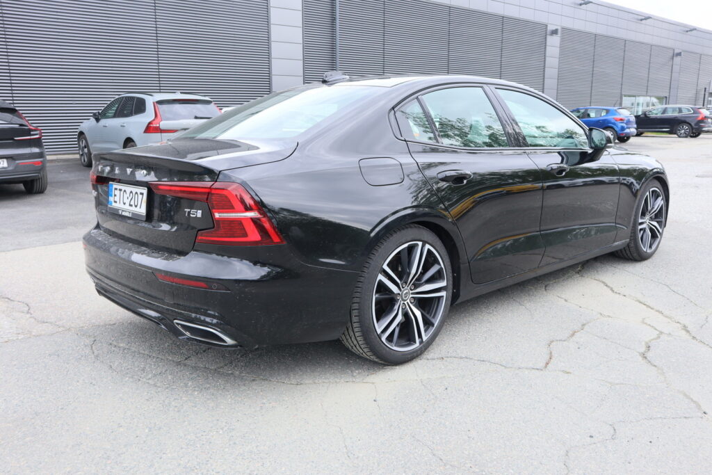 Volvo S60, image 3